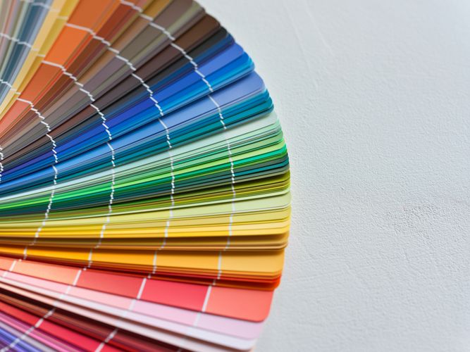 Peut-on imprimer un Pantone exact sur un textile ?